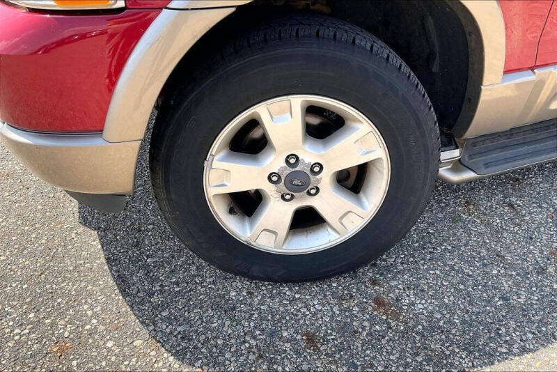 2003 Ford Explorer Eddie Bauer