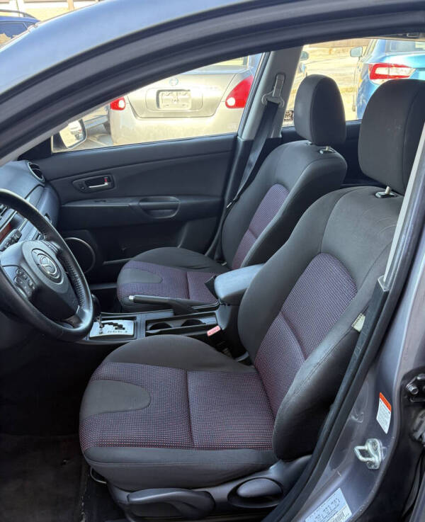 2004 Mazda MAZDA3 s