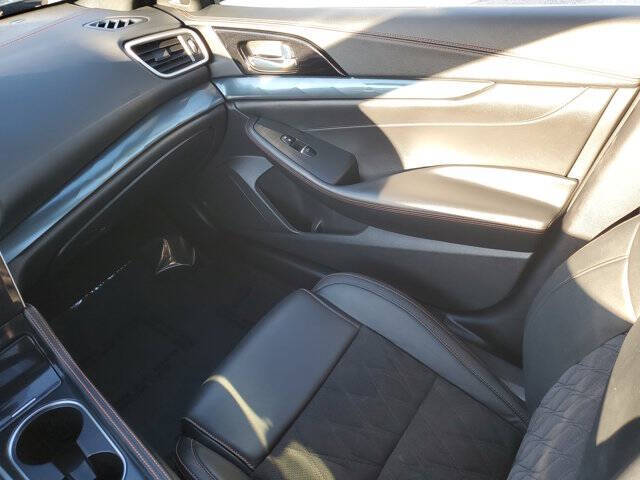 2022 Nissan Maxima 3.5 SR