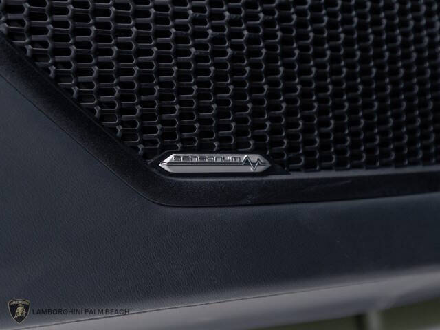 2023 Lamborghini Huracan Tecnica