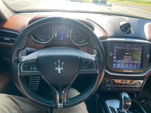 2015 Maserati Ghibli