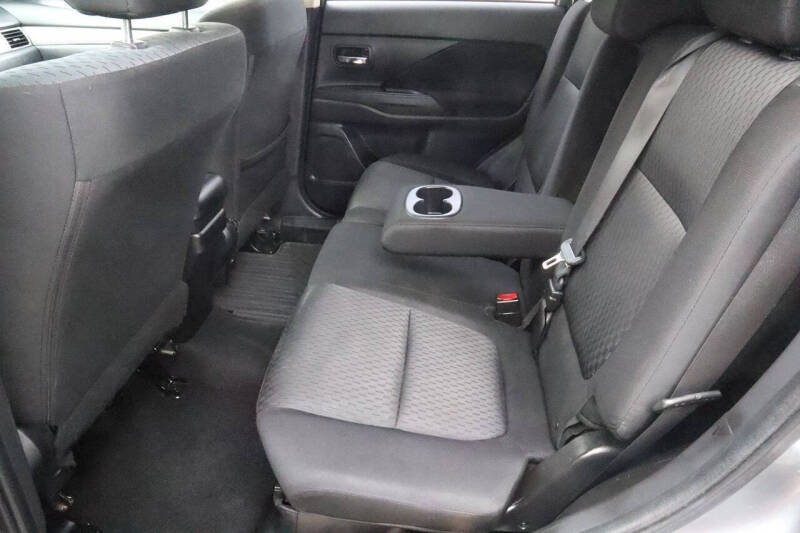 2014 Mitsubishi Outlander SE