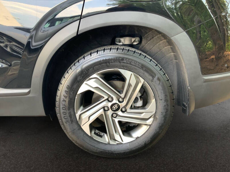 2023 Hyundai Santa Fe SE