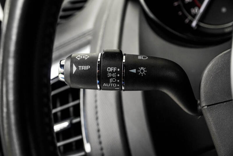 2018 Jaguar F-TYPE 296HP