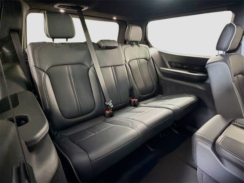 2022 Jeep Grand Wagoneer Series II