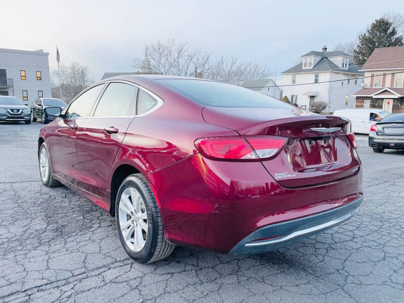 2016 Chrysler 200 Limited