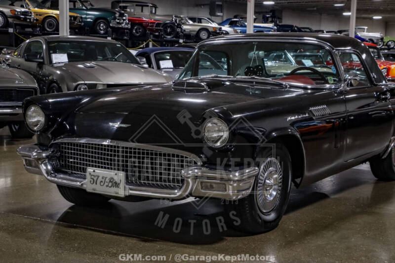 1957 Ford Thunderbird