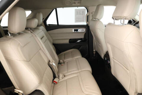 2022 Ford Explorer Platinum