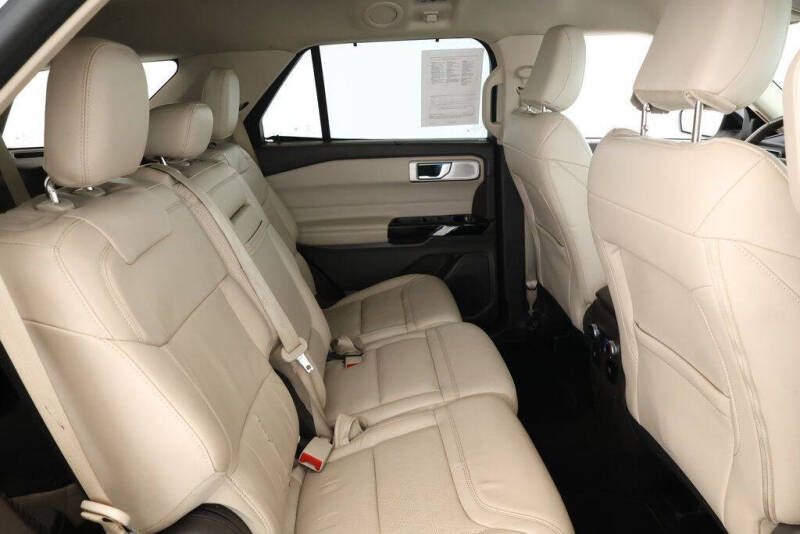 2022 Ford Explorer Platinum