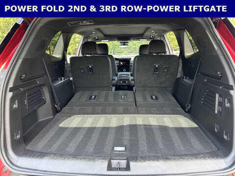 2025 GMC Acadia Denali