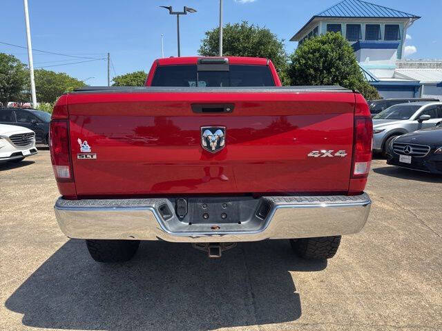 2016 RAM 1500 SLT