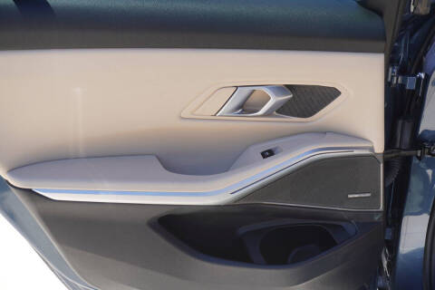 2025 BMW 3 Series 330i