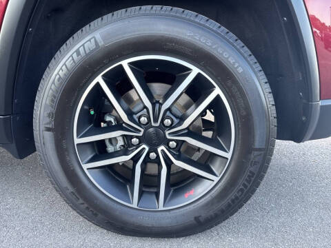 2020 Jeep Grand Cherokee Trailhawk