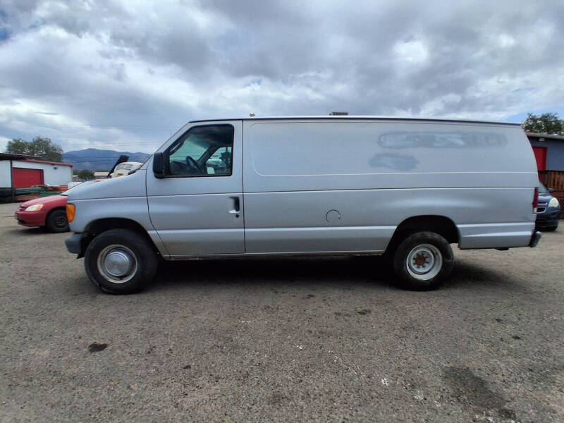 2004 Ford E-Series