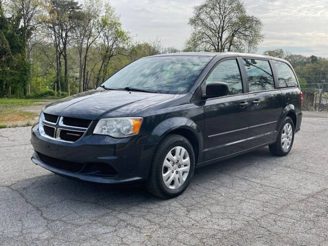 2014 Dodge Grand Caravan for sale at Car ConneXion Inc in Knoxville, TN