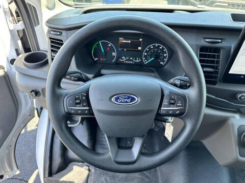 2023 Ford E-Transit