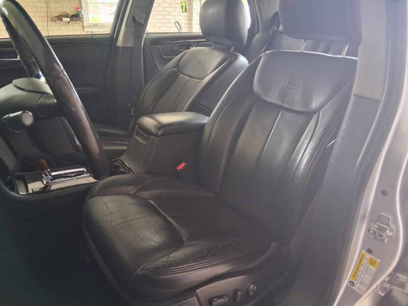 2009 Cadillac DTS Luxury 5-Passenger