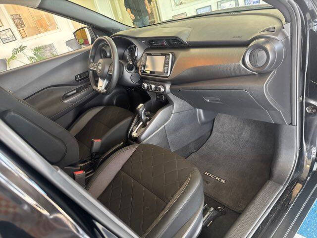 2020 Nissan Kicks S