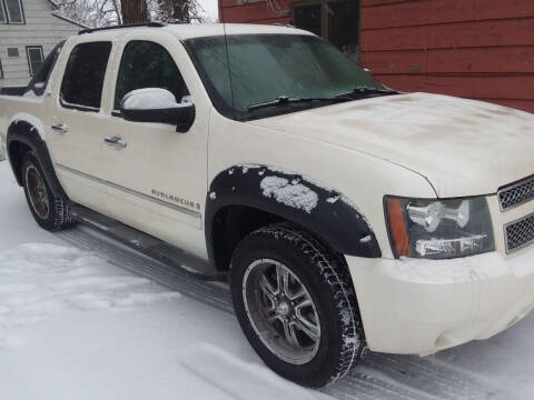 2009 Chevrolet Avalanche for sale at Sunrise Auto Sales in Stacy MN
