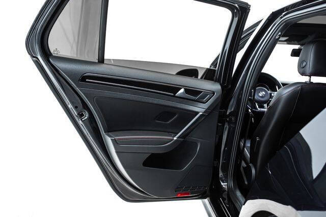 2017 Volkswagen Golf GTI