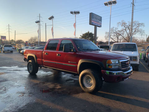 2003 GMC Sierra 2500HD for sale at Xpress Auto Sales in Roseville MI