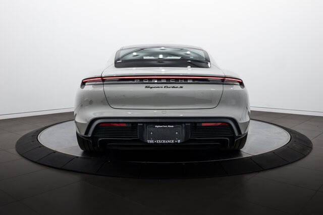 2022 Porsche Taycan Turbo S