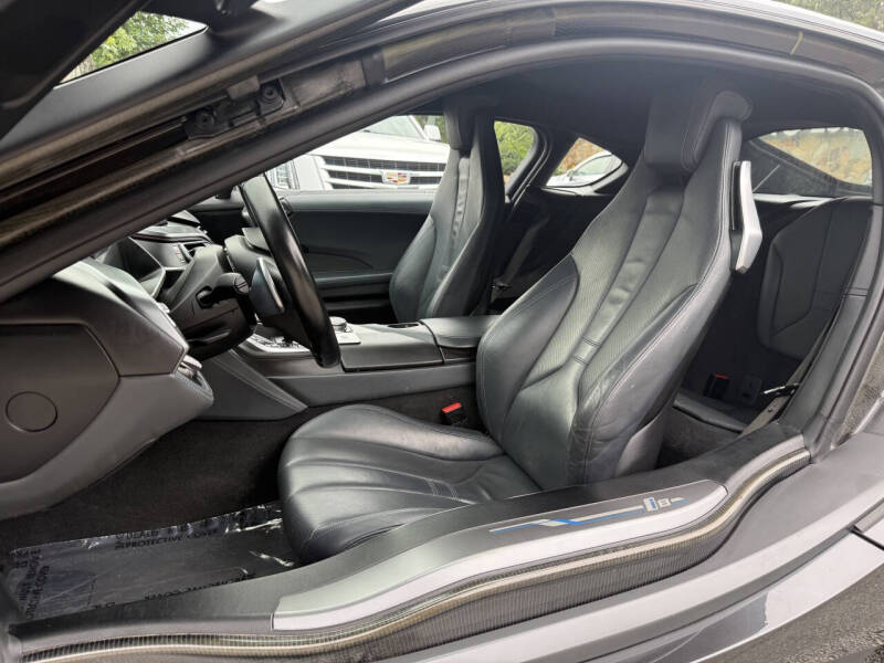 2017 BMW i8