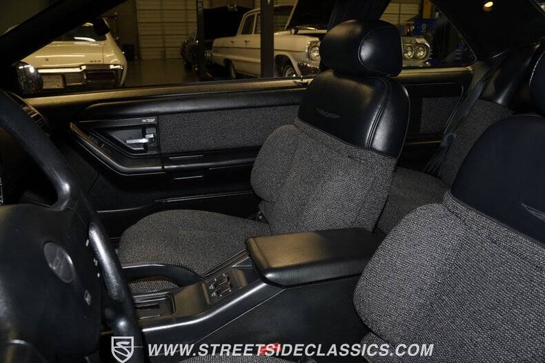 1992 Ford Thunderbird SC