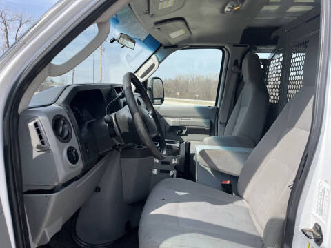 2013 Ford E-Series E-250