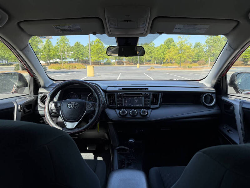 2017 Toyota RAV4 LE
