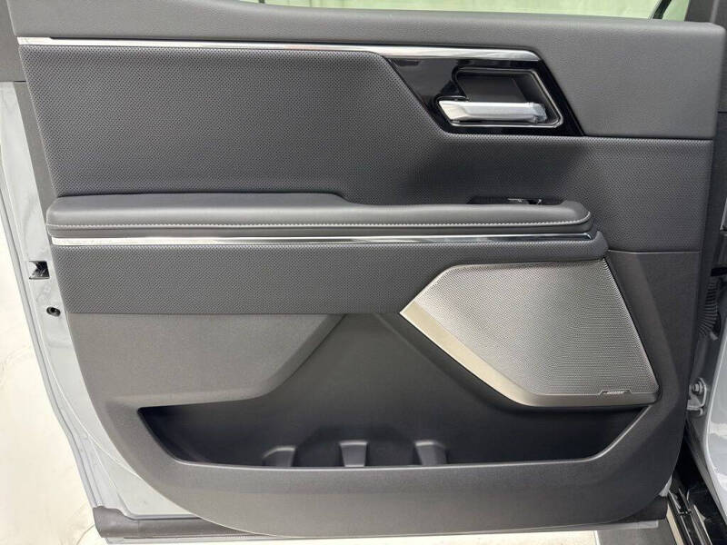 2025 GMC Sierra EV Denali