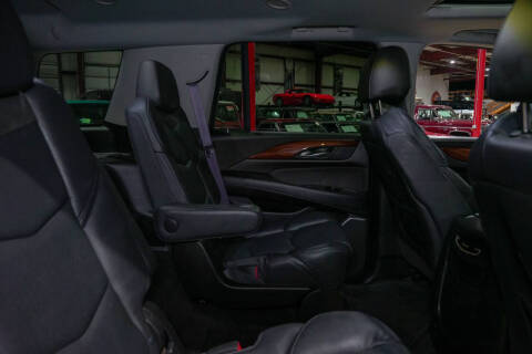 2017 Cadillac Escalade Luxury