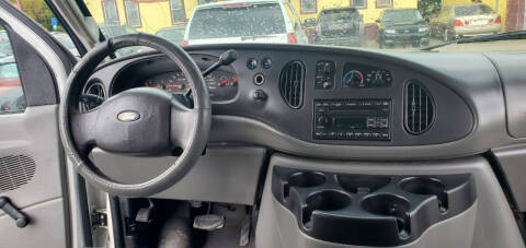 2007 Ford E-Series E-350 SD XLT