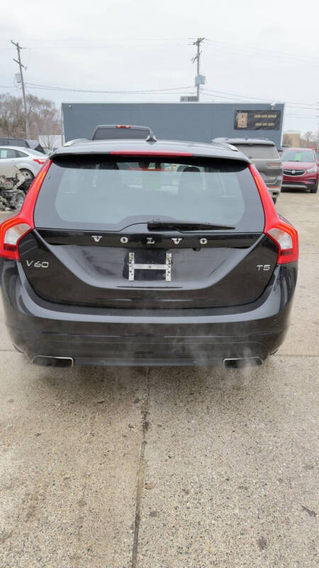 2016 Volvo V60 T5 Drive-E Premier
