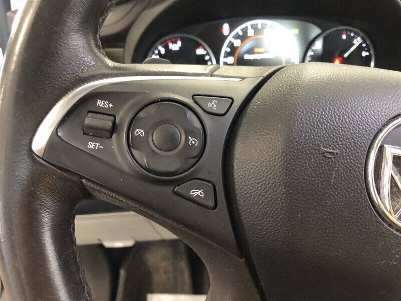 2017 Buick LaCrosse Essence