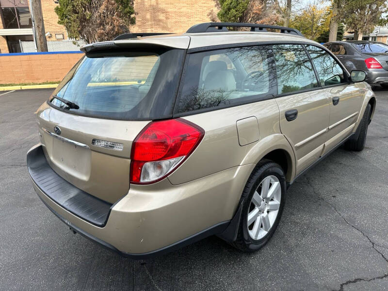 2009 Subaru Outback null photo 7