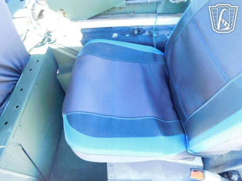 2002 AM General M1123