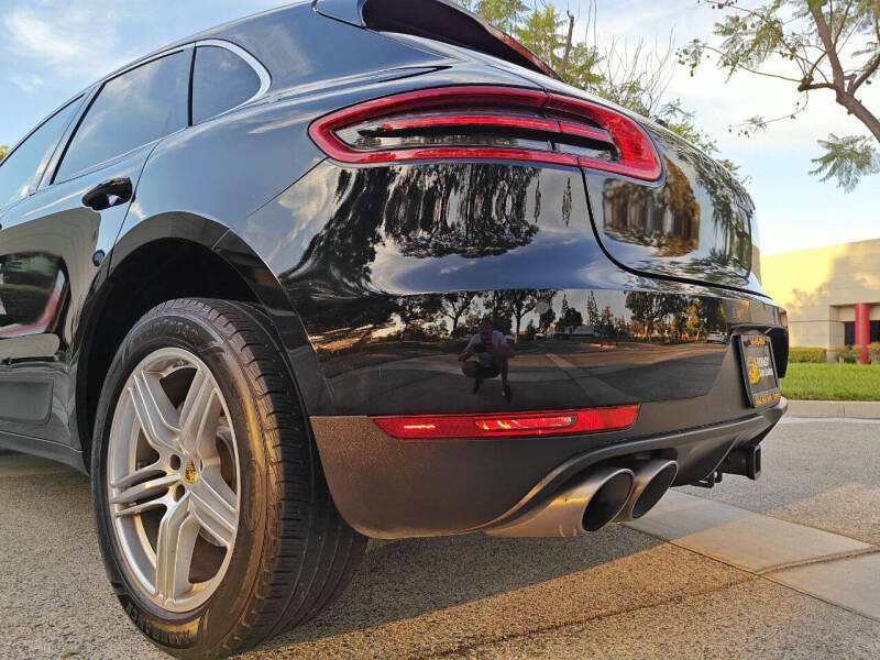 2016 Porsche Macan S