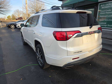 2018 GMC Acadia Denali