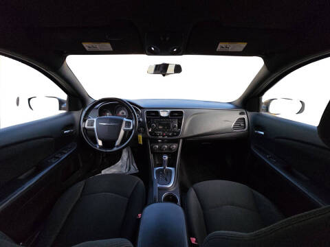 2012 Chrysler 200 Touring