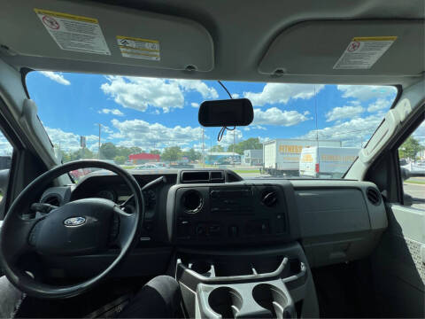 2019 Ford E-Series E-450 SD