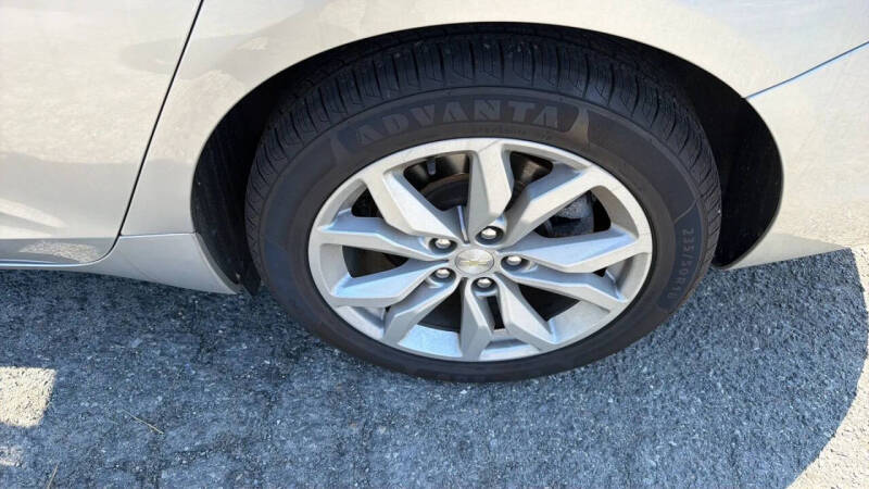 2019 Chevrolet Impala LT