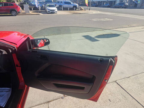 2014 Ford Mustang V6