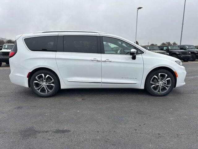 2026 Chrysler Pacifica Pinnacle