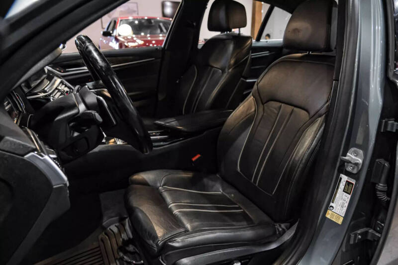 2017 BMW 5 Series 530i