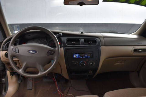 2002 Ford Taurus SES