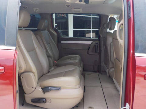 2011 Volkswagen Routan