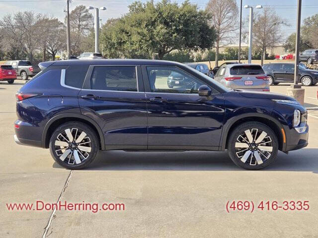 2025 Mitsubishi Outlander SE