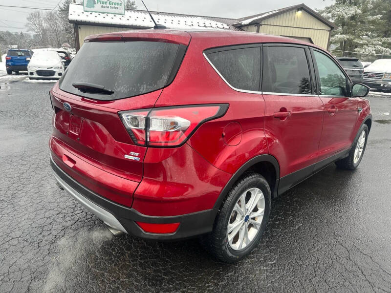 2017 Ford Escape SE photo 3