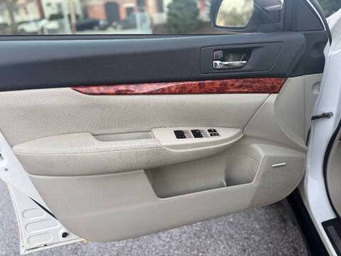 2011 Subaru Outback 2.5i Limited